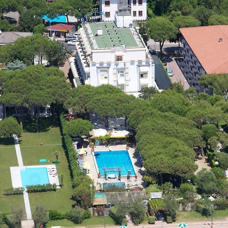 Hotel Vina Del Mar Pineta Lido di Jesolo Buitenkant foto