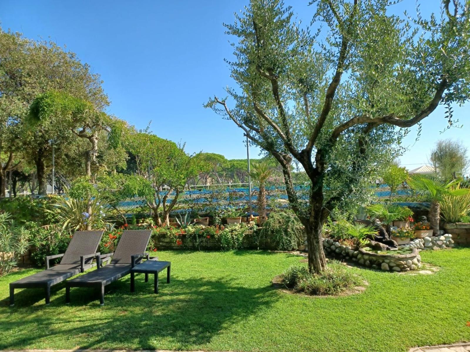 Hotel Vina Del Mar Pineta Lido di Jesolo Buitenkant foto