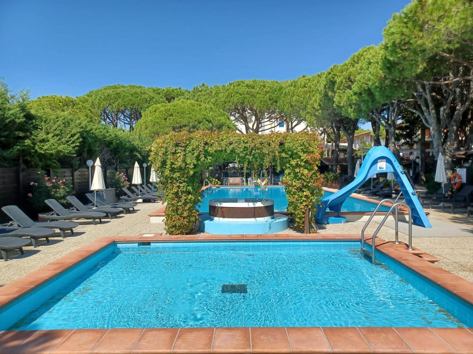 Hotel Vina Del Mar Pineta Lido di Jesolo Buitenkant foto