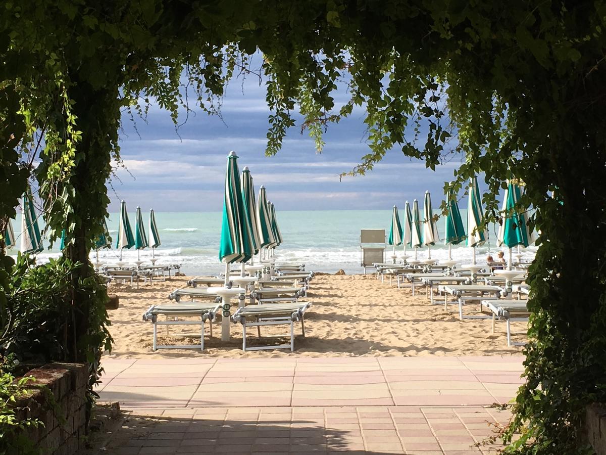 Hotel Vina Del Mar Pineta Lido di Jesolo Buitenkant foto